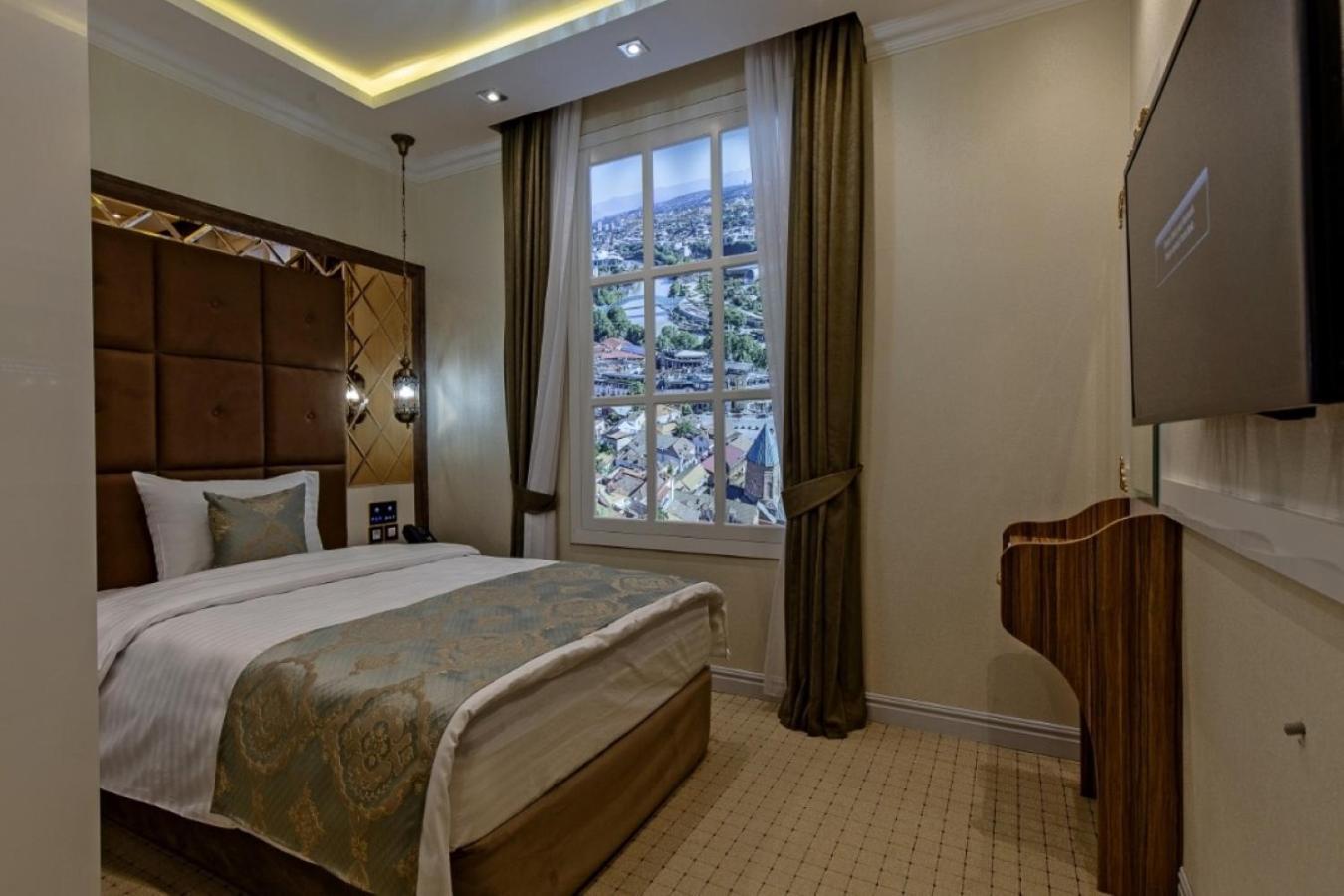 Hotel Aqua Liberty Tbilissi Extérieur photo