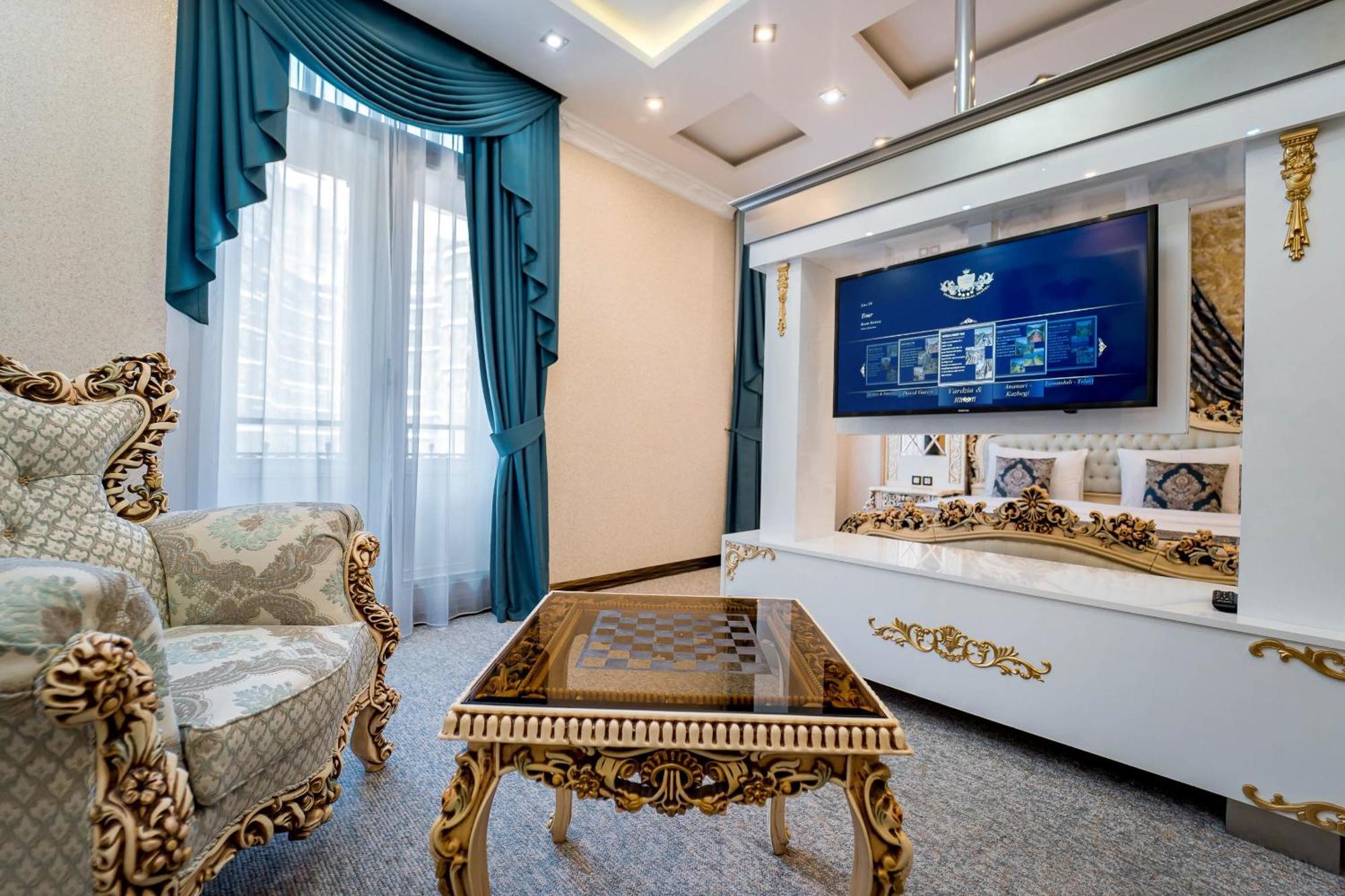 Hotel Aqua Liberty Tbilissi Extérieur photo