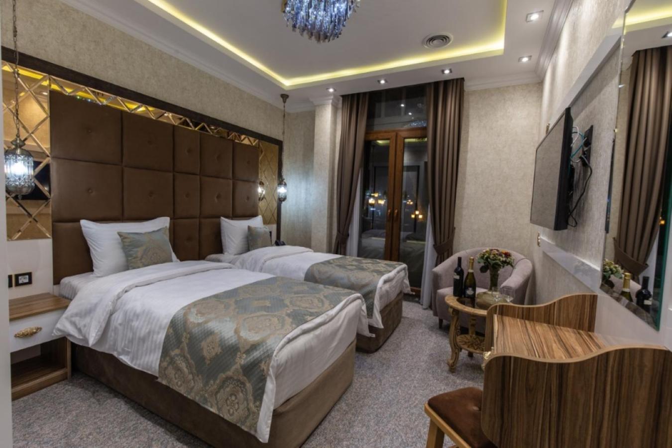 Hotel Aqua Liberty Tbilissi Extérieur photo